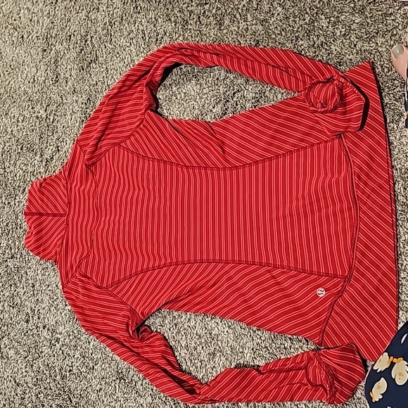 STUNNING LULULEMON Think fast PULLOVER double trouble strip boom juice cranberry - Picture 9 of 12